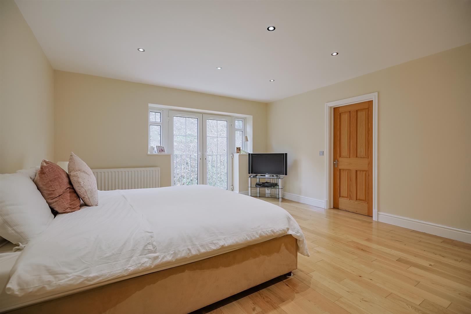 Seascape, Horton, Swansea, SA3 1LB